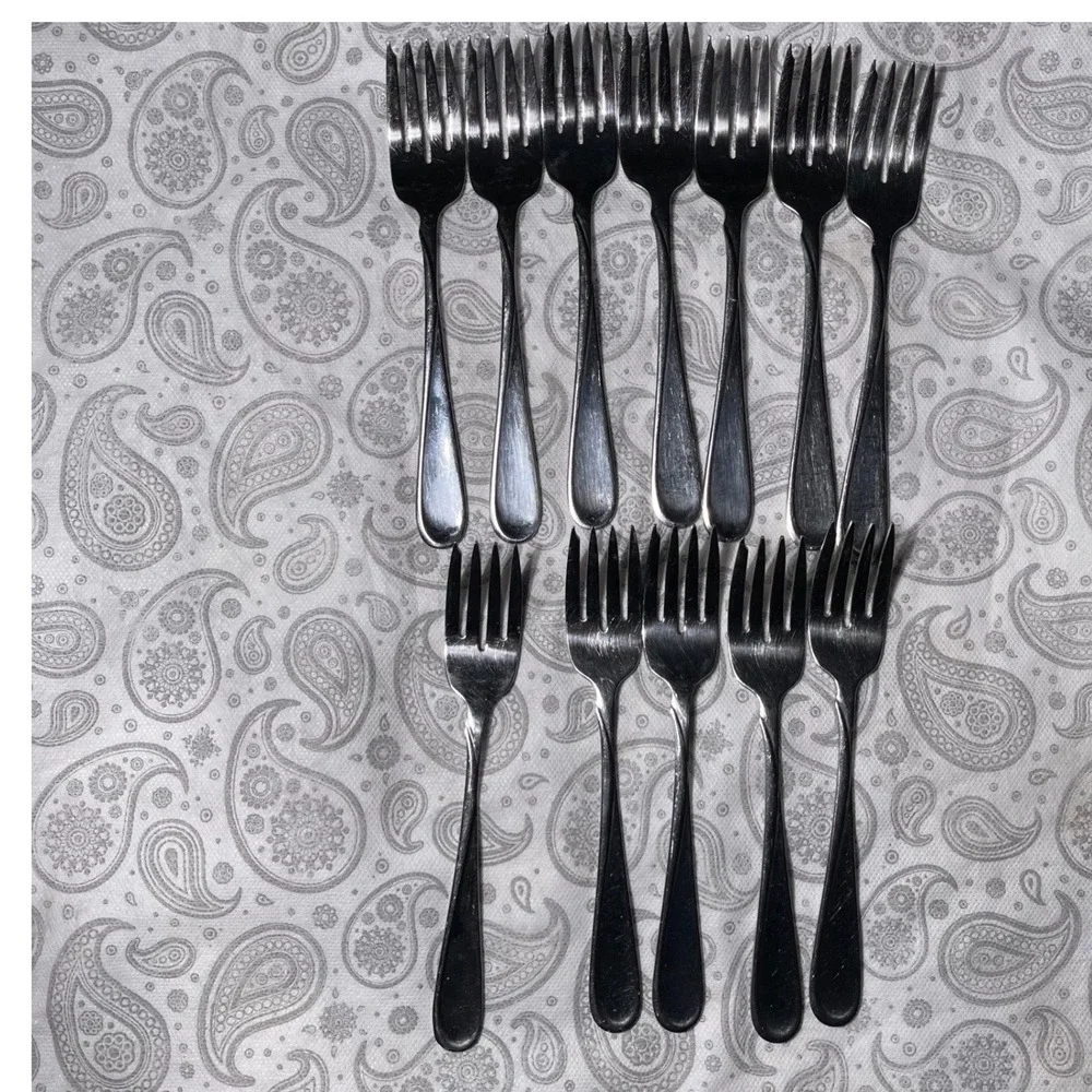 Lot 12 Oneida USA Stainless Steel Salad Cake Forks Classic Pattern